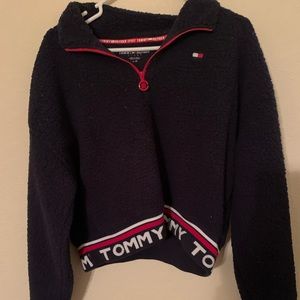 Tommy Hilfiger cropped half zip sherpa